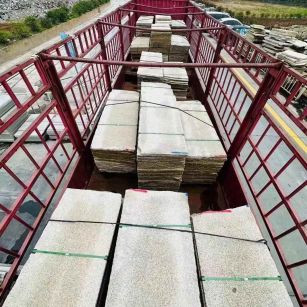 庆阳 黄金麻花岗岩荔枝面，光面毛板装车完成