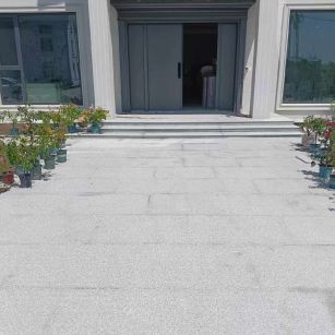 庆阳 芝麻白花岗岩地铺石地面铺装