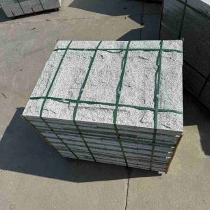 庆阳 白麻花岗岩石材自然面蘑菇石成品