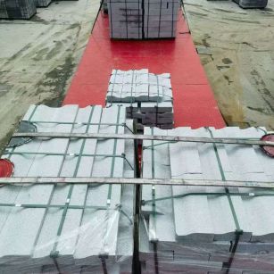 庆阳 芝麻白仿形加直形路沿石出货日常