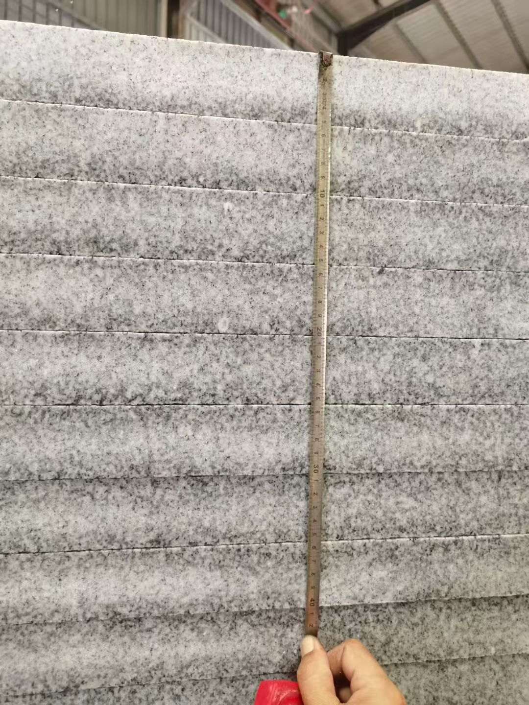 庆阳 芝麻白火烧成品厚薄均匀，B料价格接近A料质量