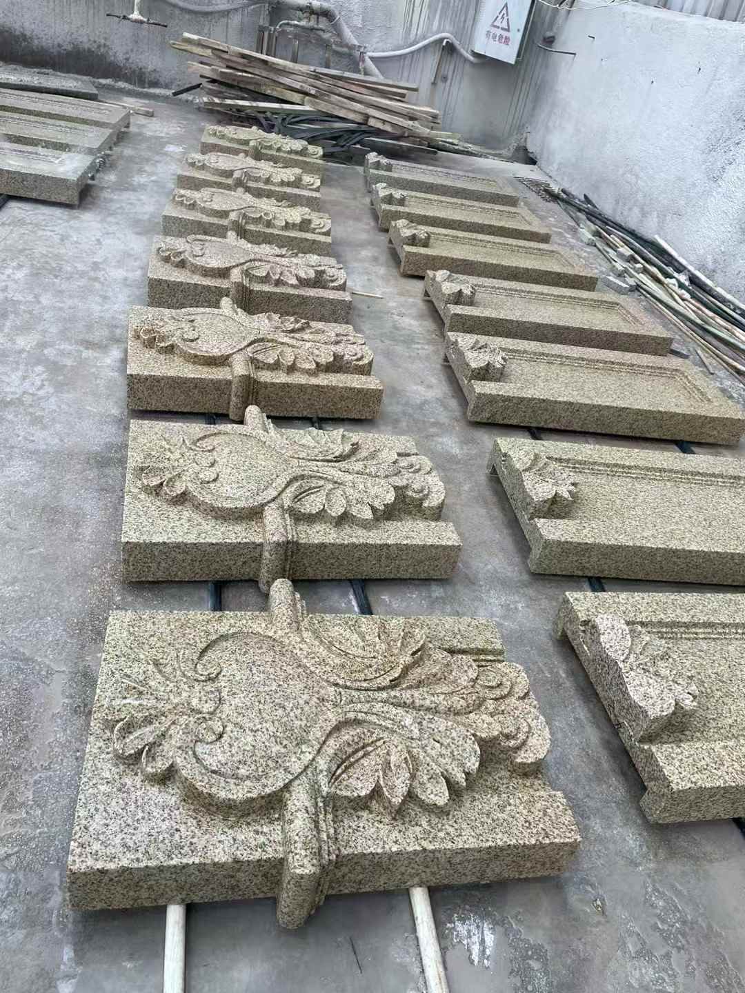 庆阳 黄金麻花岗岩别墅外墙雕刻板