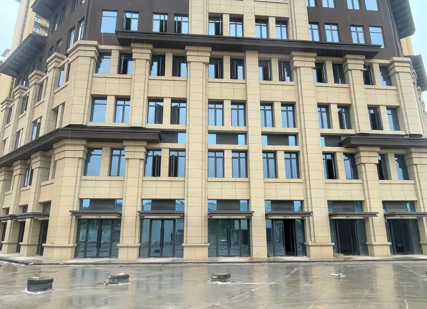 庆阳 黄金麻花岗岩荔枝面小区外墙干挂