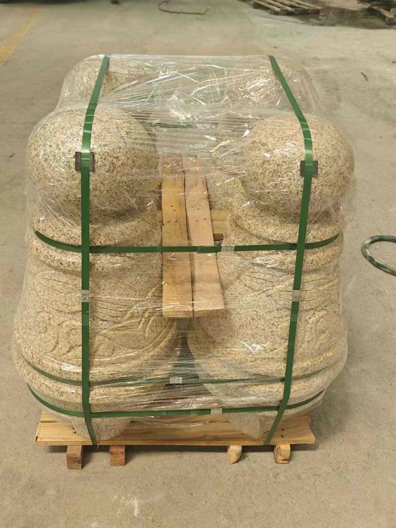 庆阳 黄金麻异形定制雕花——棒棒糖挡车柱