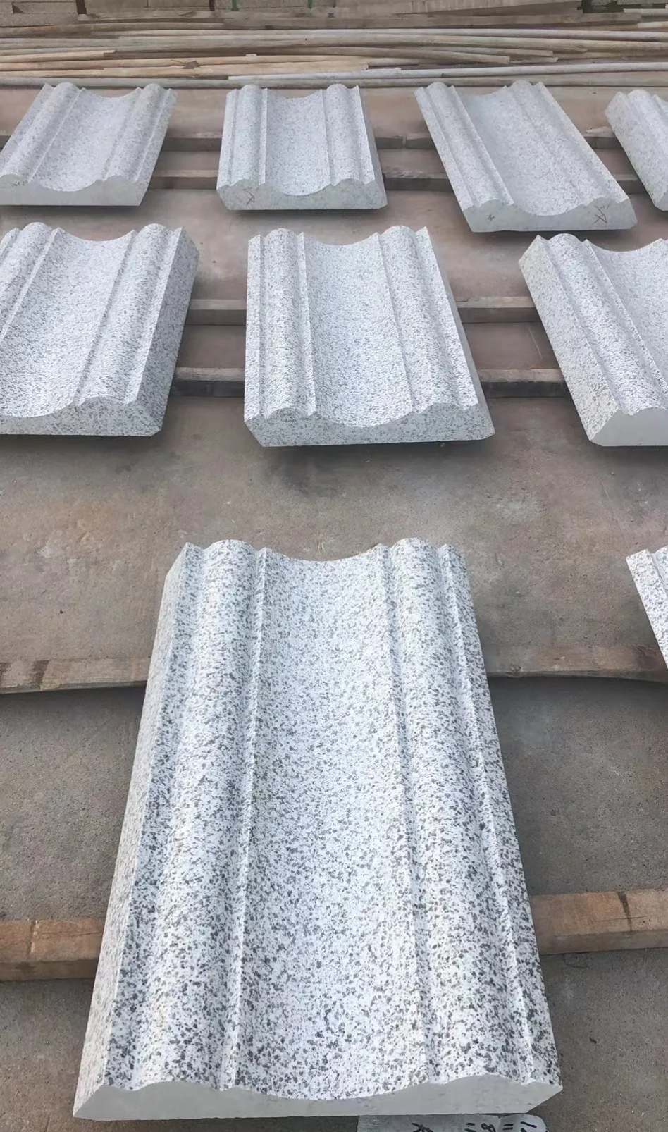 庆阳 白麻花岗岩光面别墅线条