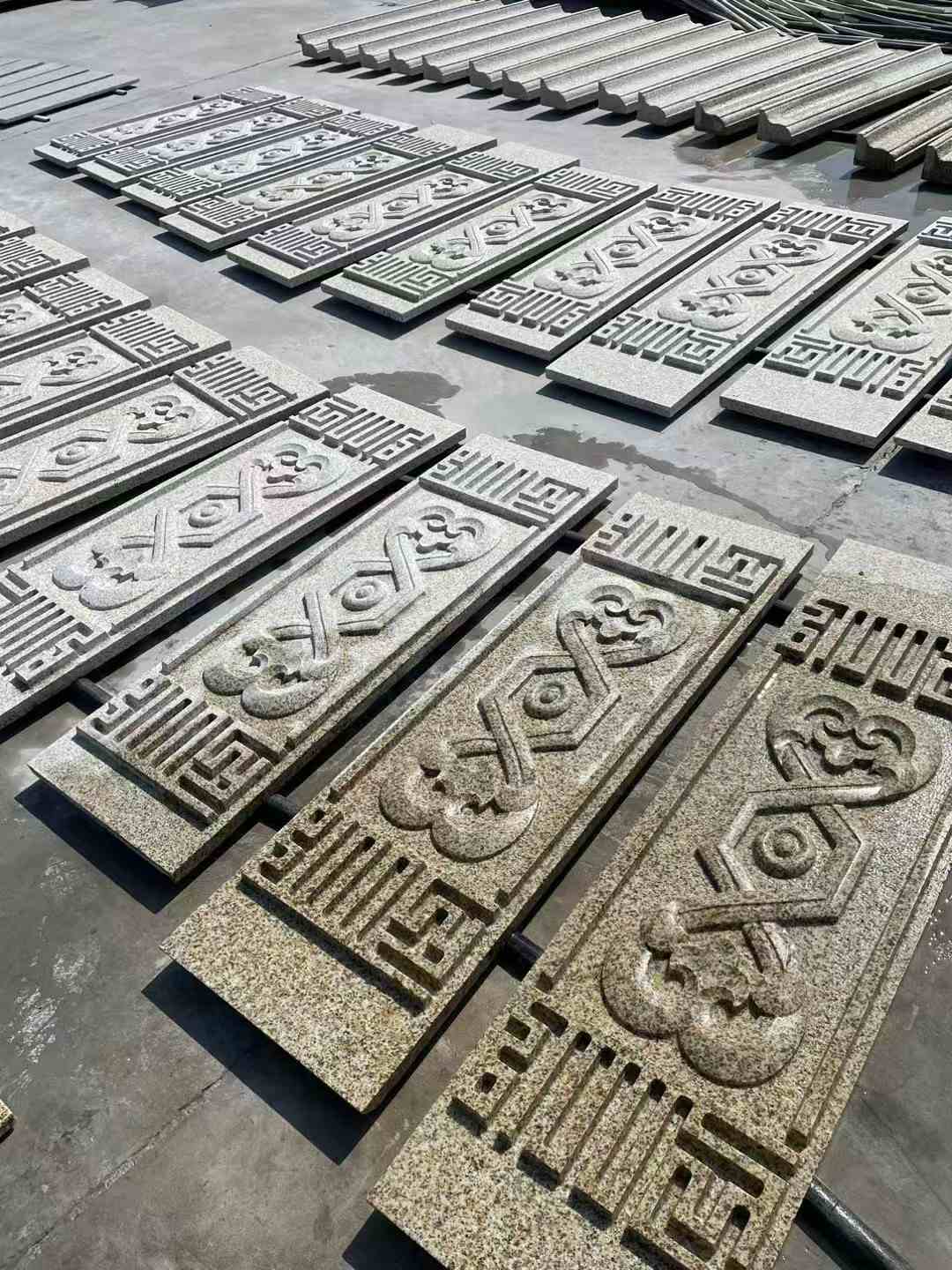 庆阳 黄金麻花岗岩外墙雕刻板