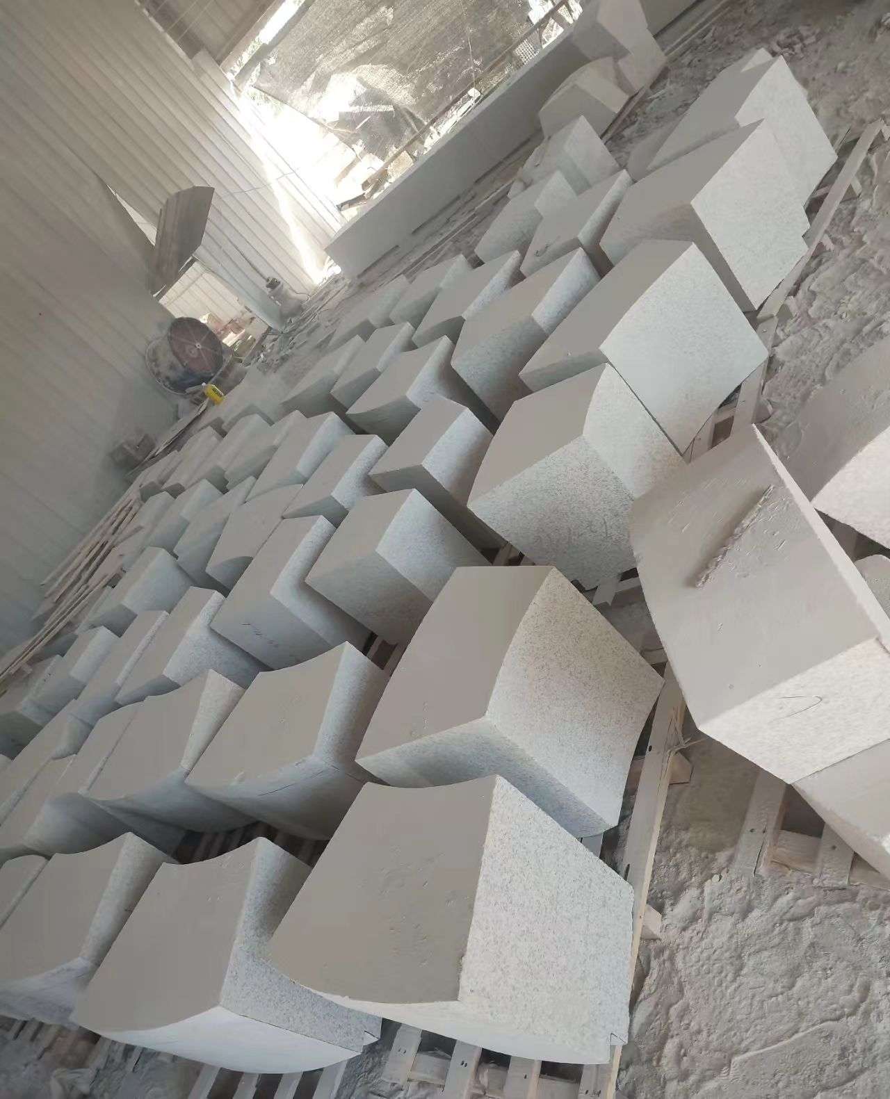 庆阳 白麻花岗岩异形坐凳