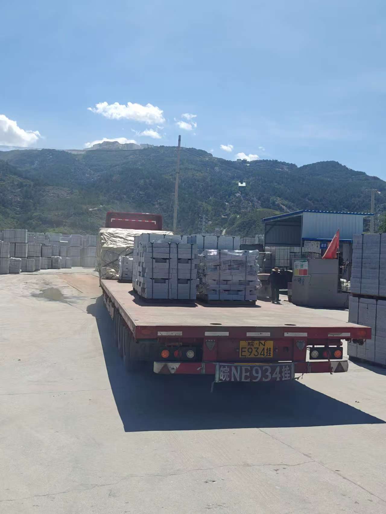 庆阳 芝麻白仿形路沿石，直形路沿石